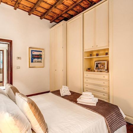 Apartmán Fresh House Cavour Řím Exteriér fotografie